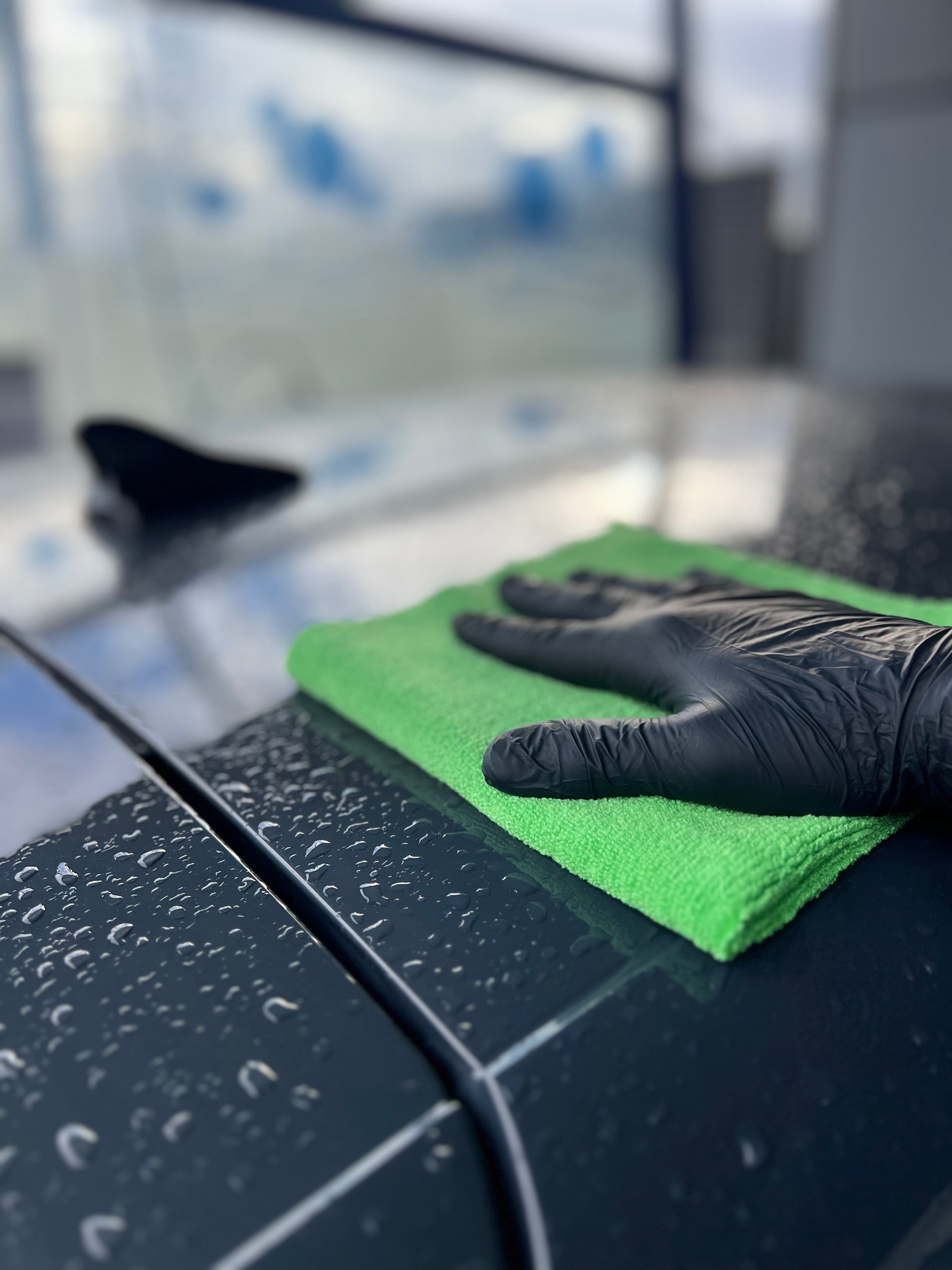 Mikrofasertuch 40×40 cm 400 GSM – fusselfrei für Autopflege & Politur