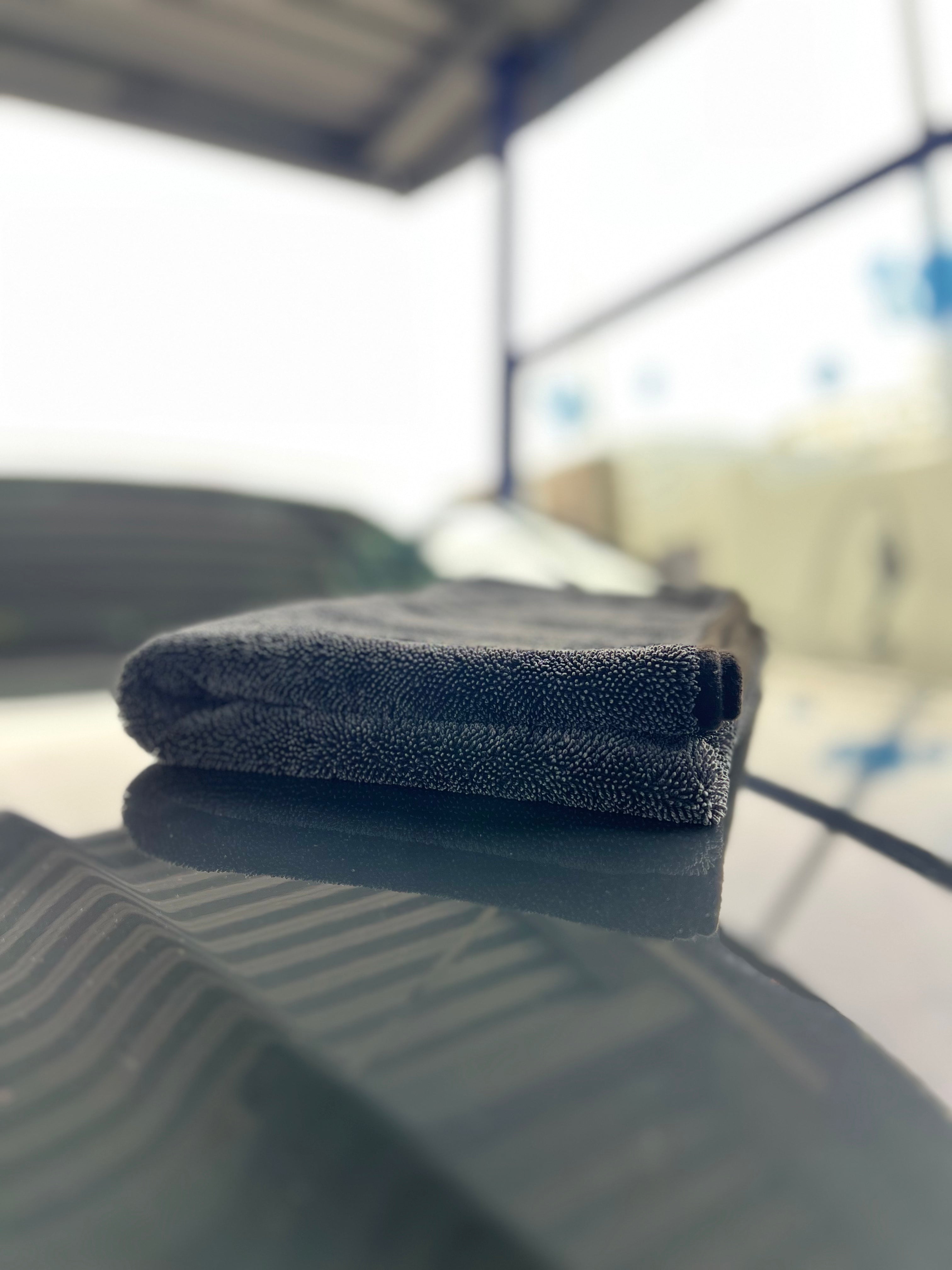 Mikrofasertuch 70×90 cm 600 GSM – fusselfrei & hochsaugfähig