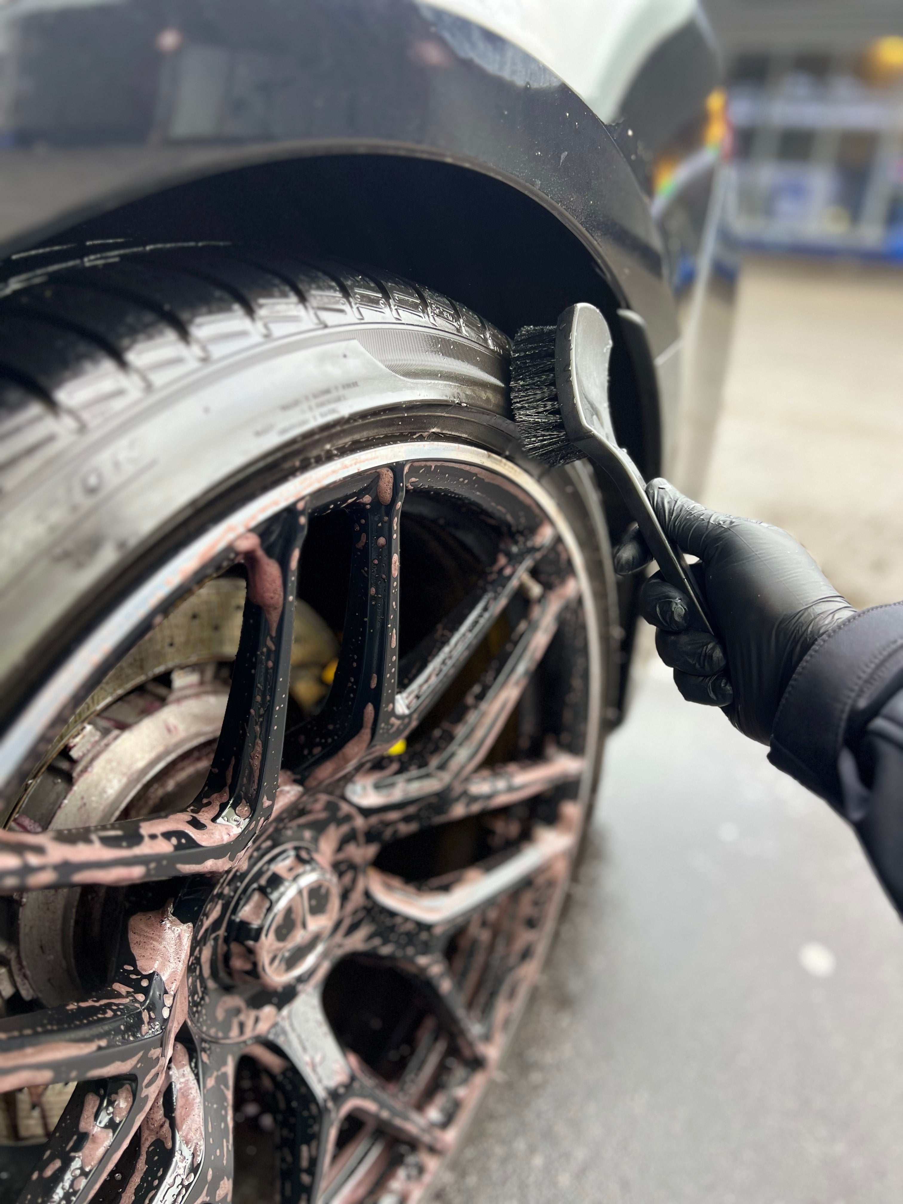 Reifenbürste – kurze Borsten | Perfekt für Reifenflanken & hartnäckigen Schmutz